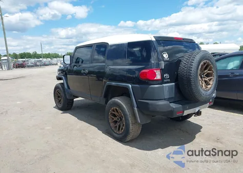 2008 Toyota Fj Cruiser z USA, uszkodzony, nr VIN JTEZU11F88K006628